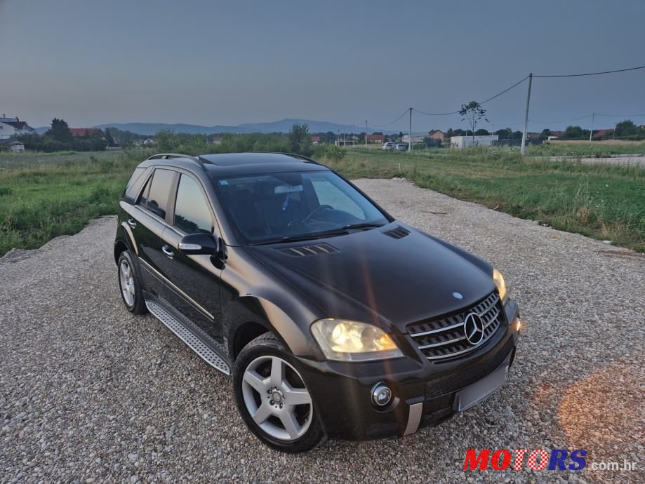 2006' Mercedes-Benz Ml 320Cdi photo #3