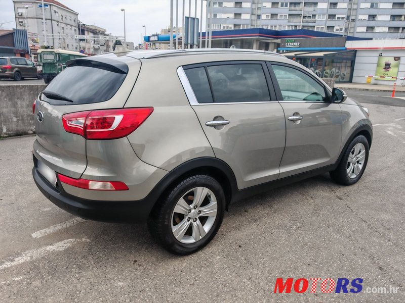 2011' Kia Sportage 2Wd 1,7 Crdi photo #2