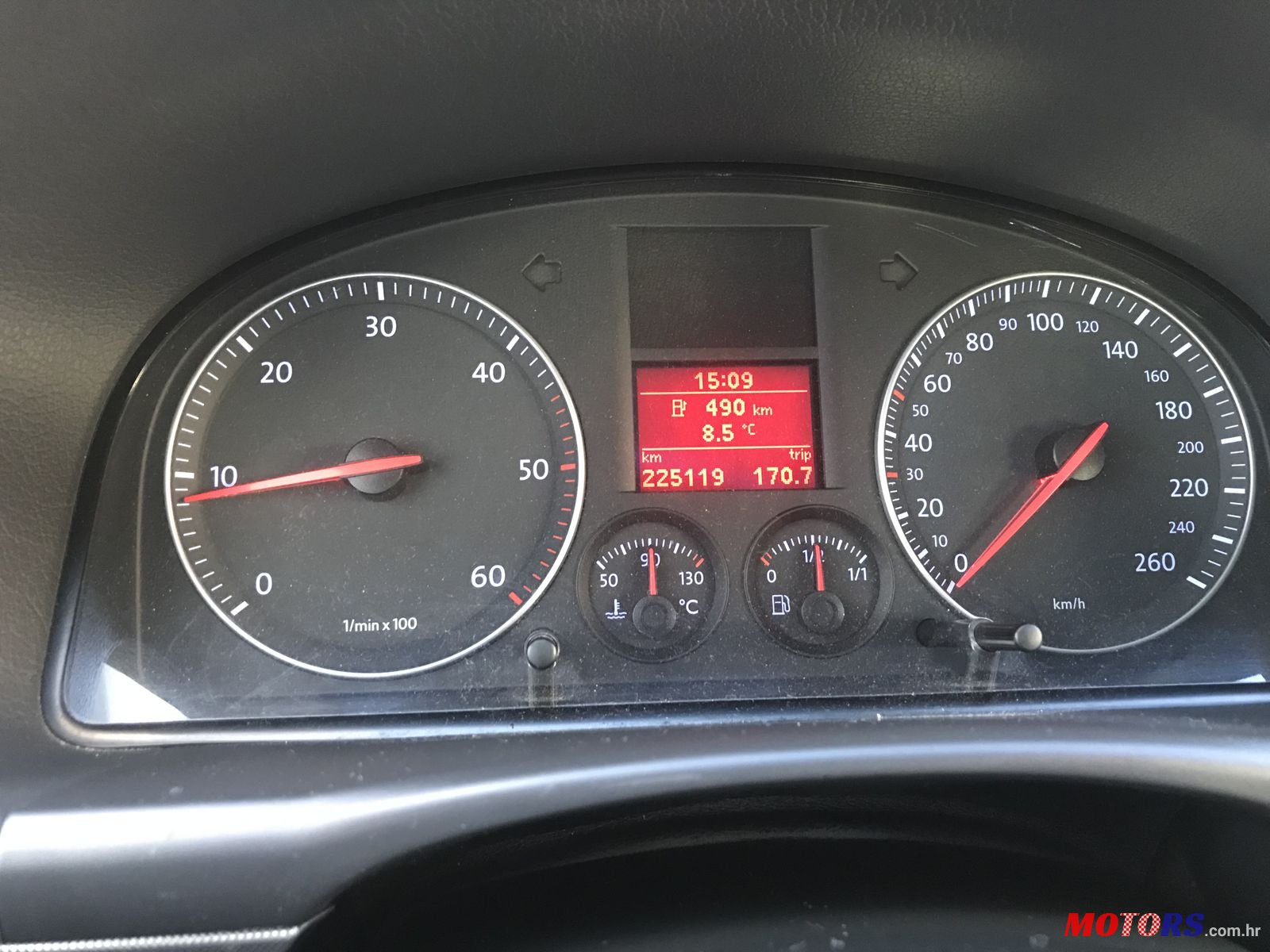 2006' Volkswagen Touran photo #7