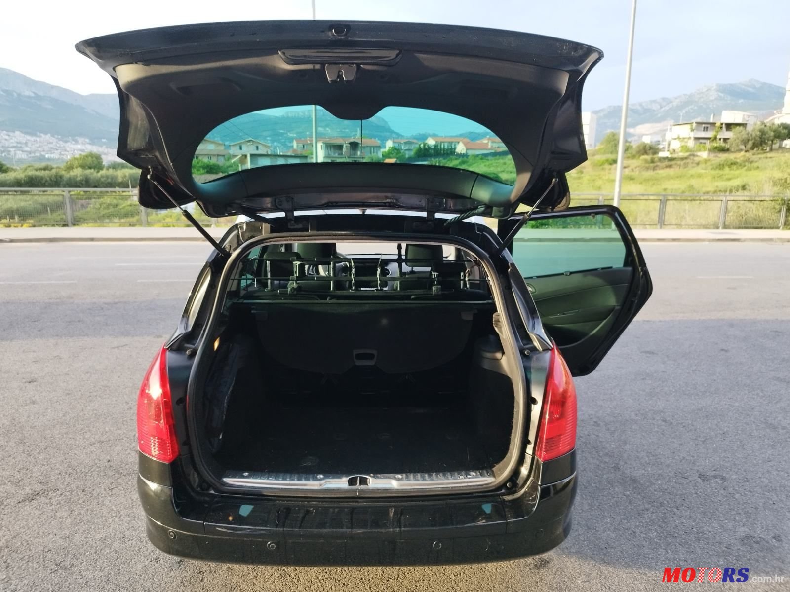 2012' Peugeot 308 Sw photo #6