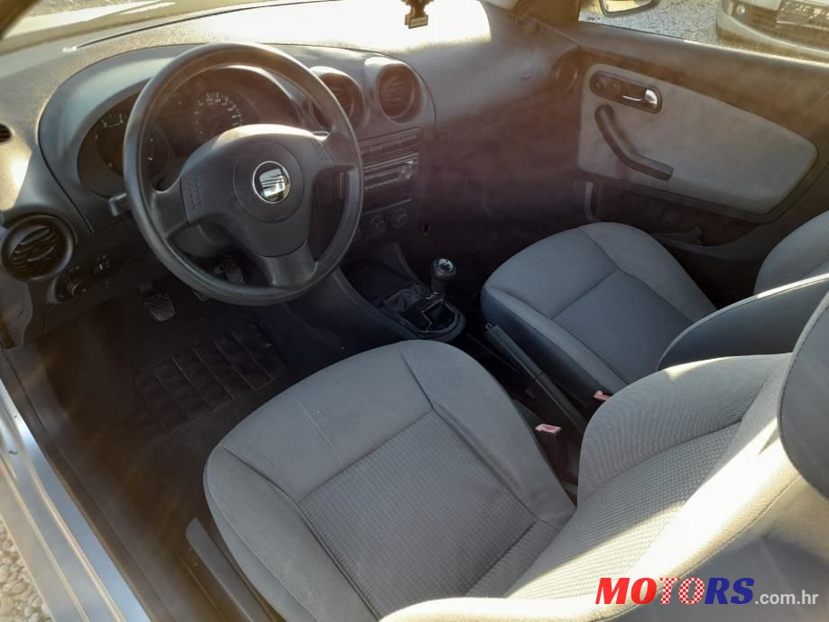 2003' SEAT Ibiza 1,4 16V photo #4