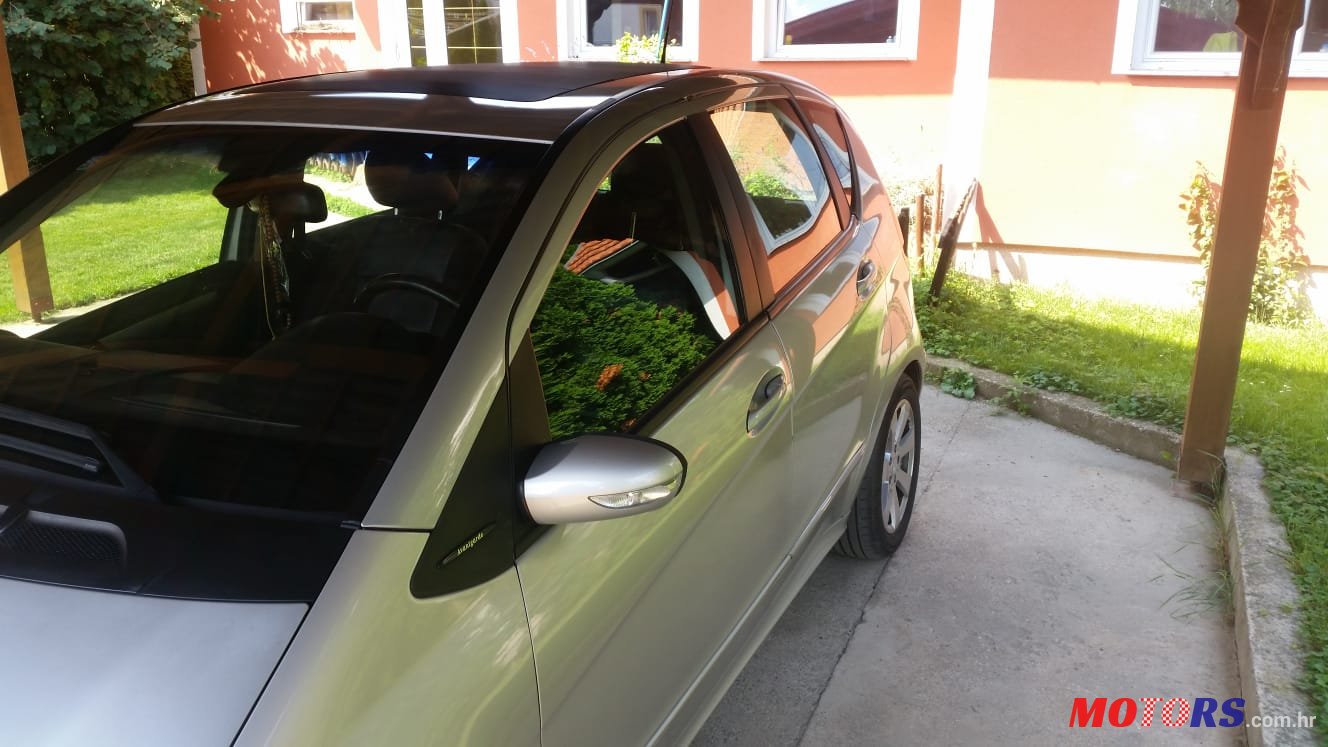 2004' Mercedes-Benz A 200 photo #4