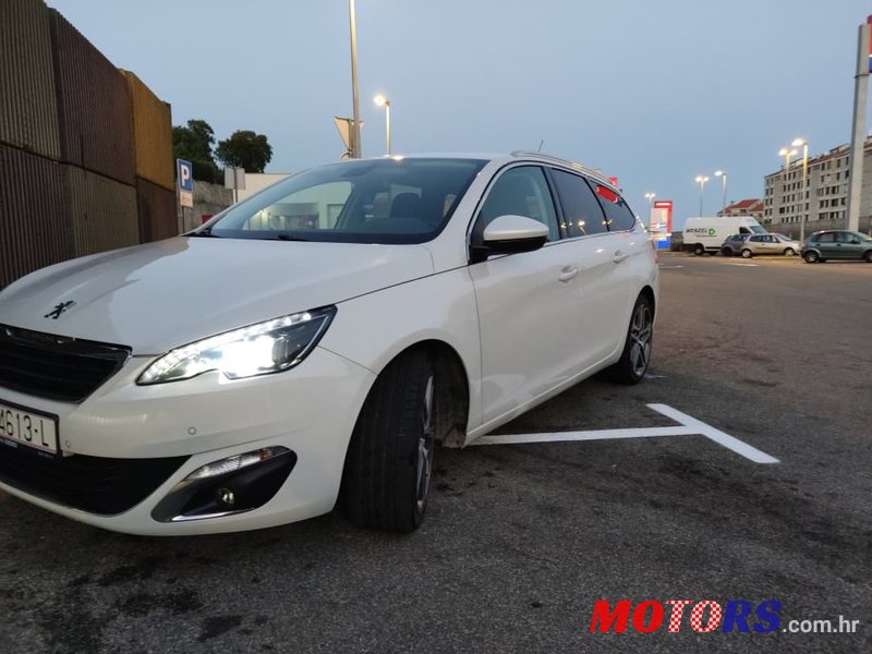 2016' Peugeot 308 Sw photo #1