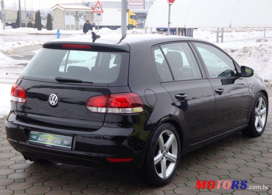 2009' Volkswagen Golf VI 2,0 Tdi photo #2