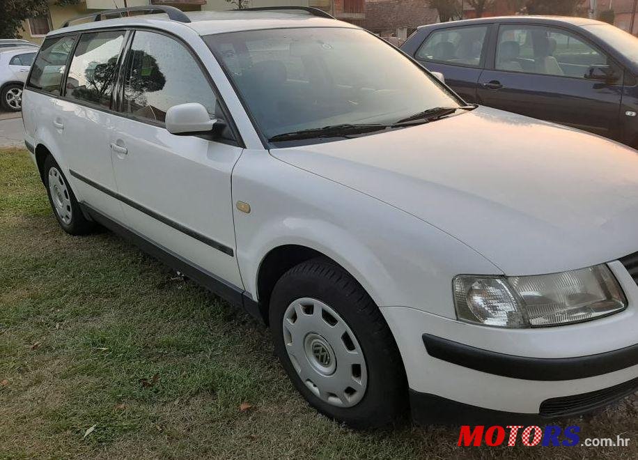 1999' Volkswagen Passat 1,9 Tdi photo #1