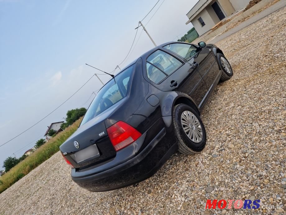 2001' Volkswagen Bora photo #5