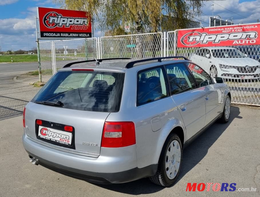 2003' Audi A6 Avant photo #6