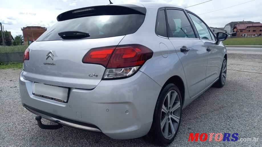 2016' Citroen C4 photo #4