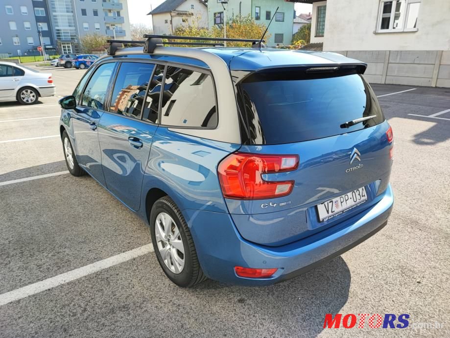 2016' Citroen C4 Grand Picasso photo #4