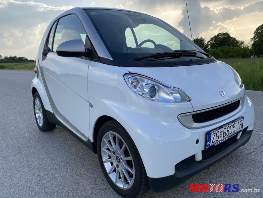 2010' Smart Fortwo photo #6