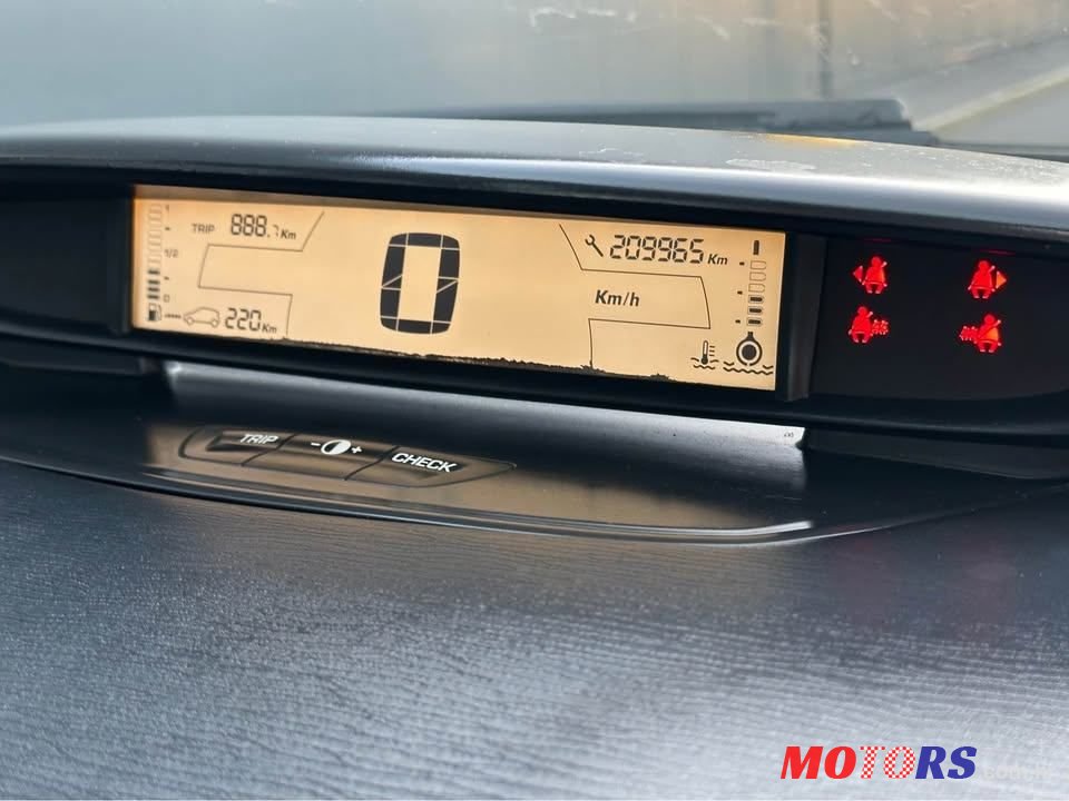 2007' Citroen C4 1,4 I 16V Sx photo #6