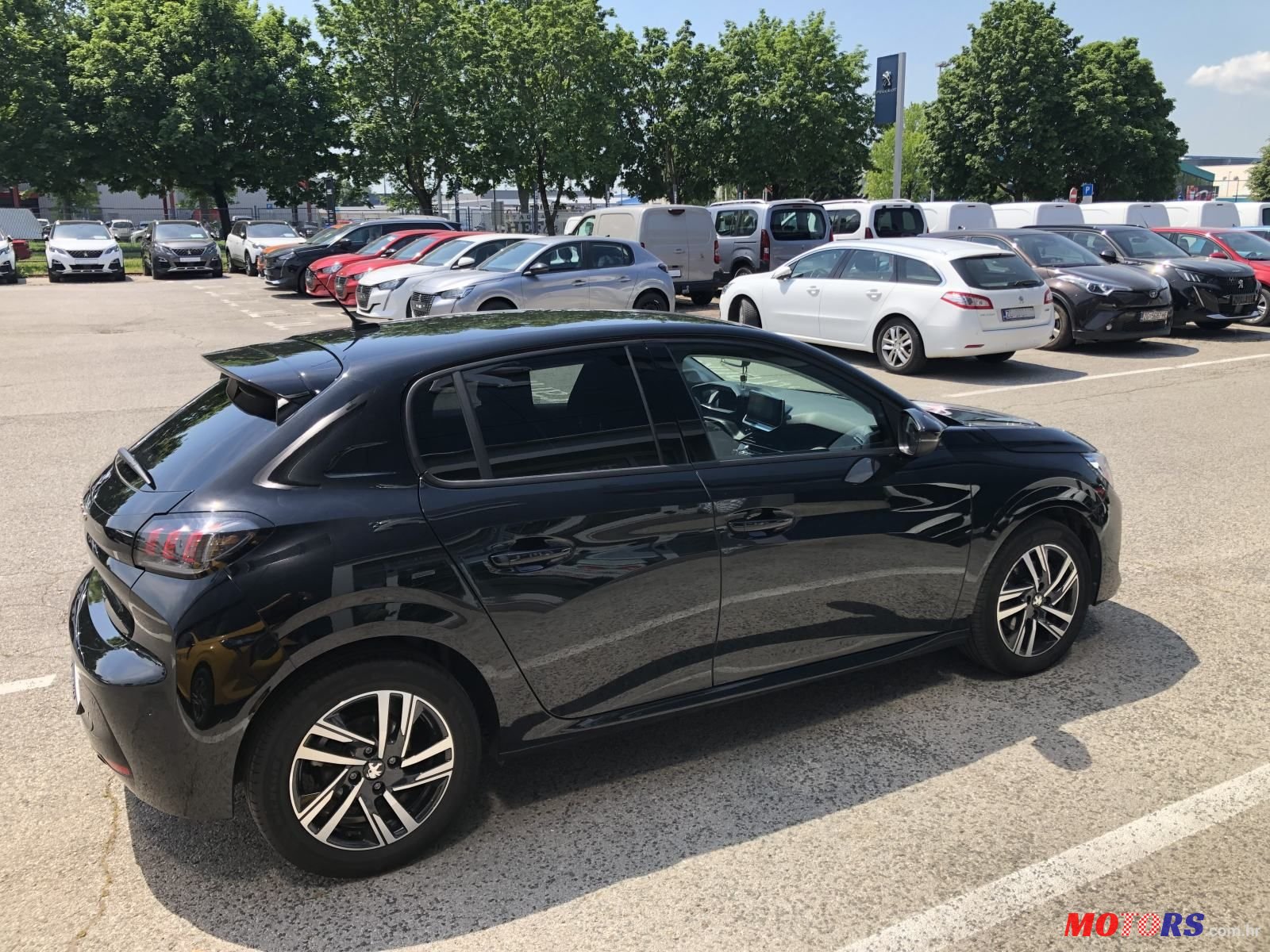 2023' Peugeot 208 1.2 Puretech photo #5