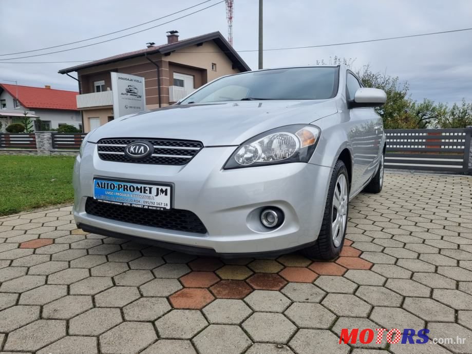 2010' Kia Pro Ceed photo #1