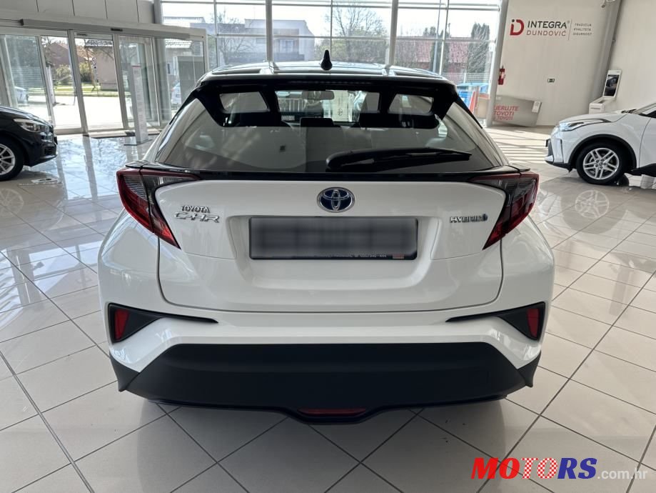 2023' Toyota C-HR 1,8 photo #5