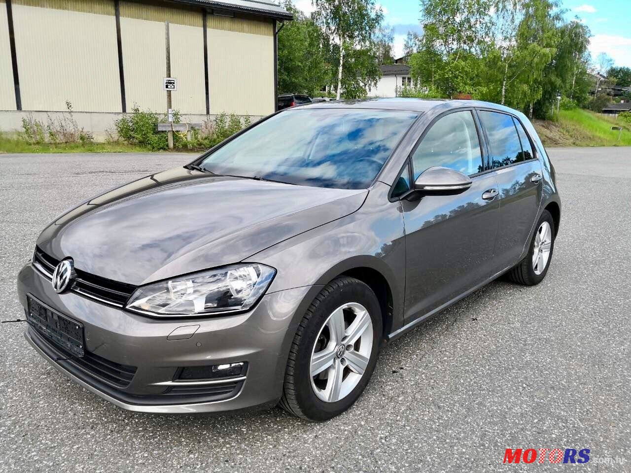 2010' Volkswagen Golf VII 1.6 TDI 4Motion photo #1