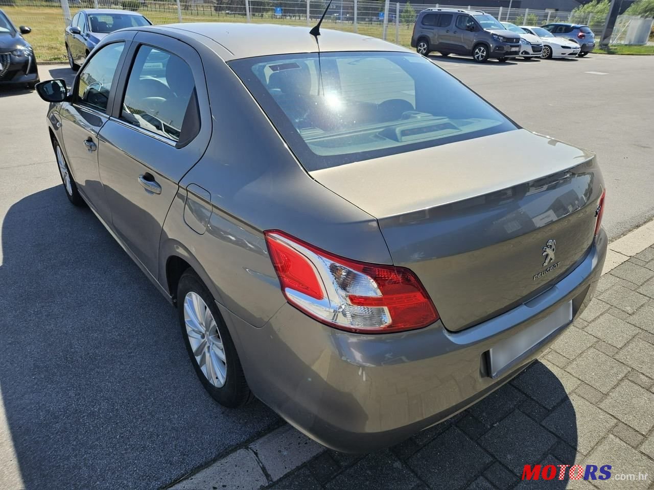 2014' Peugeot 301 1,6 Hdi photo #6