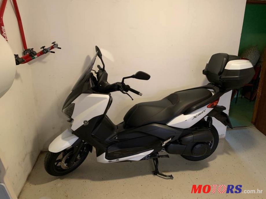 2016' Yamaha Xmax 250 photo #1