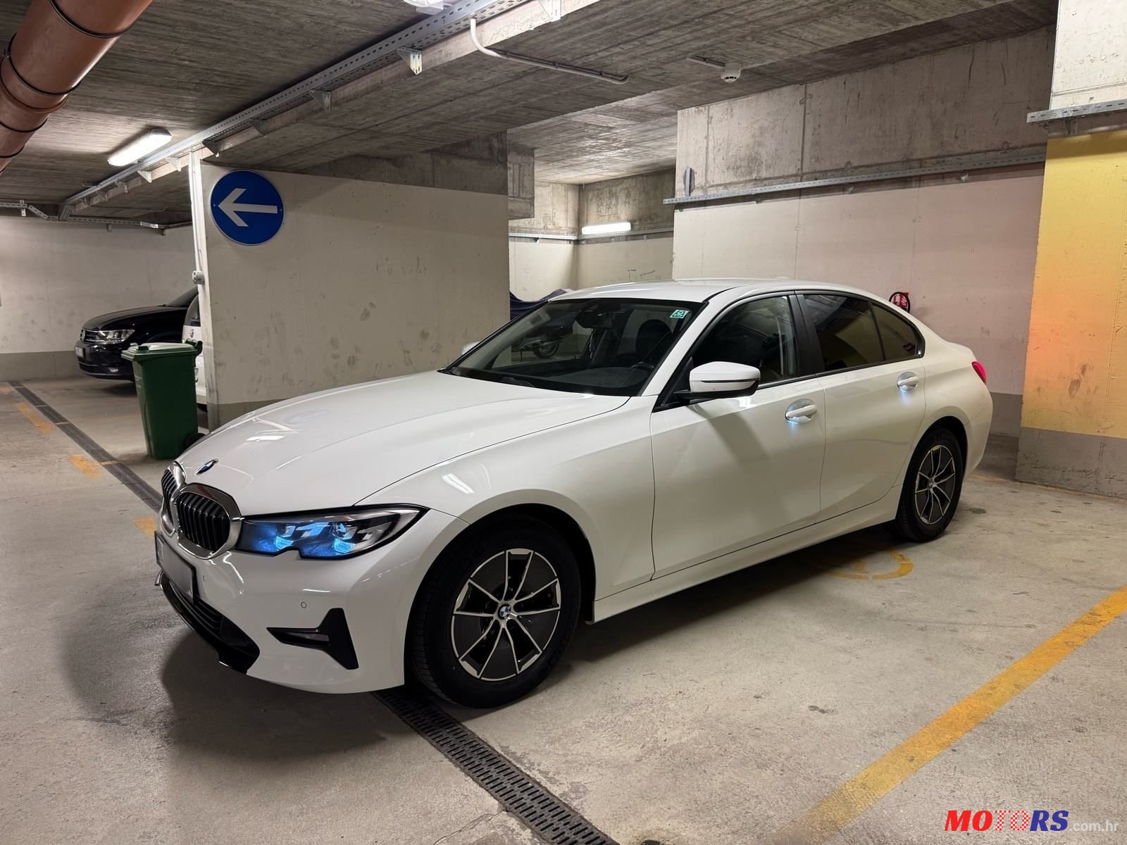 2020' BMW Serija 3 318D photo #6