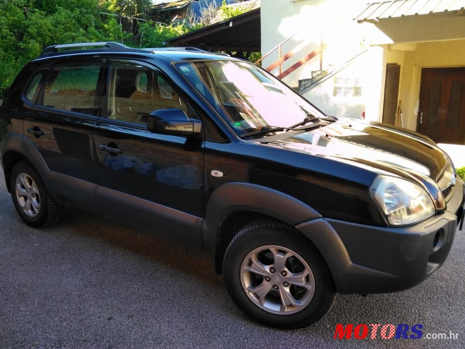 2008' Hyundai Tucson 2,0 photo #2