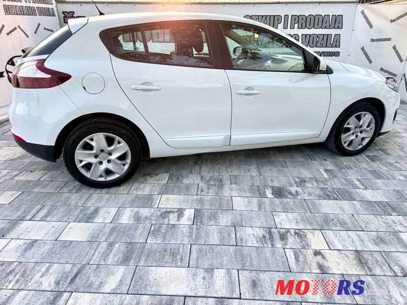 2015' Renault Megane Dci photo #5