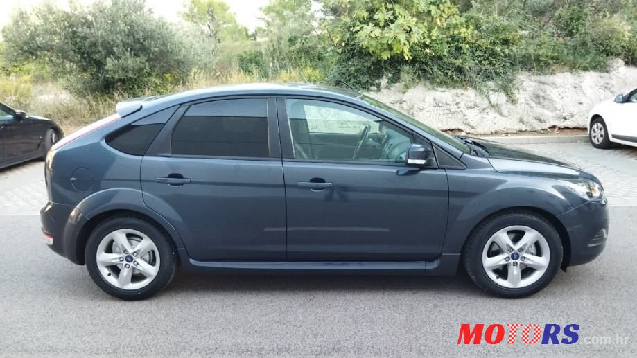 2011' Ford Focus 1,6 photo #4