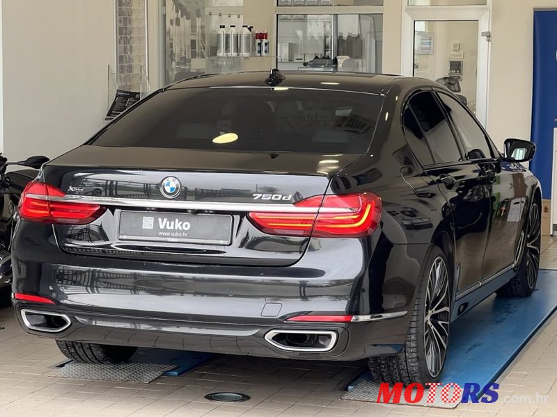 2016' BMW Serija 7 750D photo #6