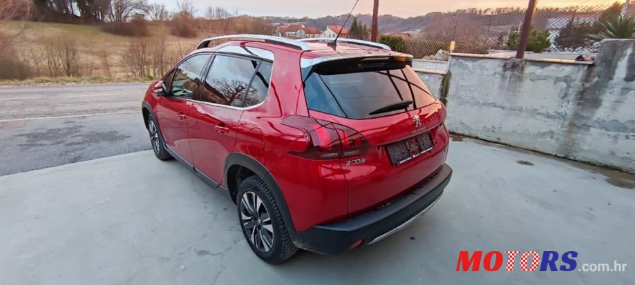 2018' Peugeot 2008 1,6 Bluehdi photo #3