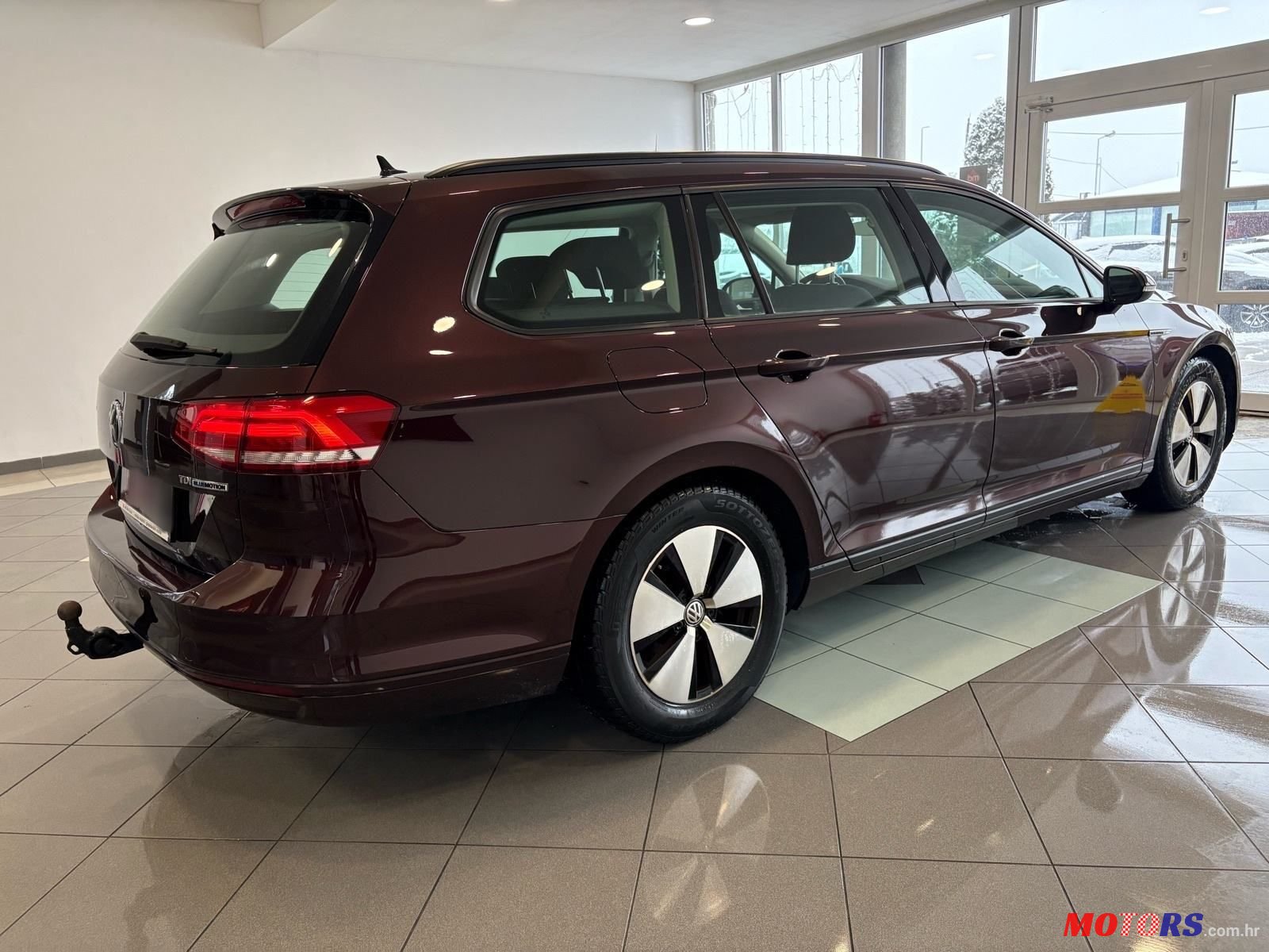 2017' Volkswagen Passat Variant photo #6