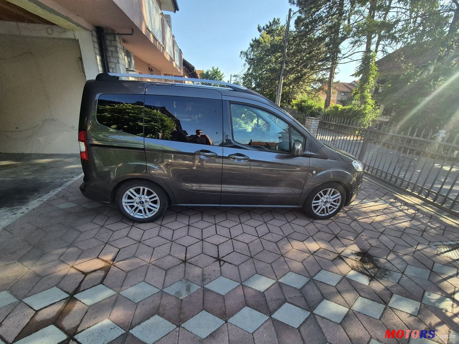 2018' Ford Tourneo Courier photo #3