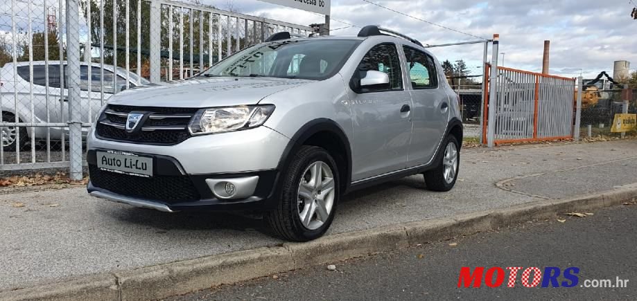 2016' Dacia Sandero photo #1