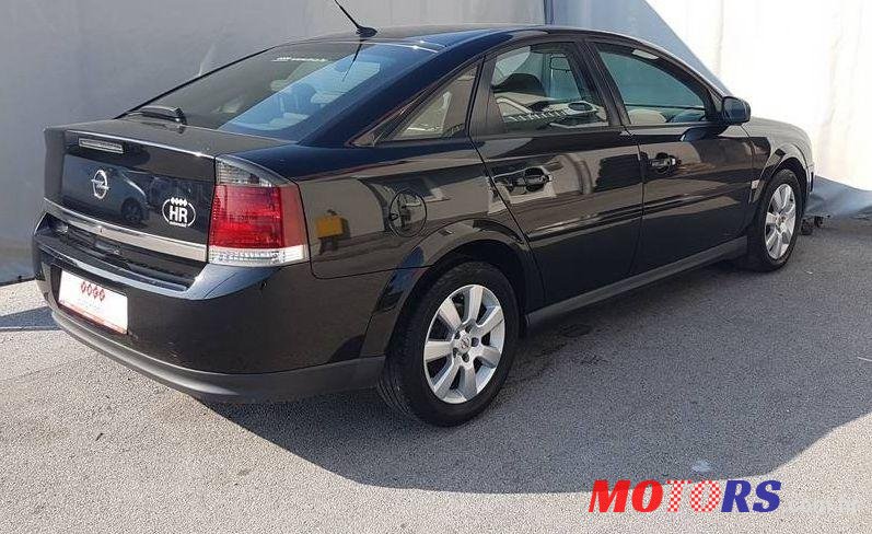 2004' Opel Vectra 1,8 16V photo #2