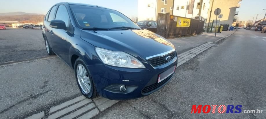 2010' Ford Focus 1,6 photo #1