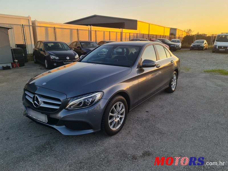 2017' Mercedes-Benz C-Klasa 200 photo #2