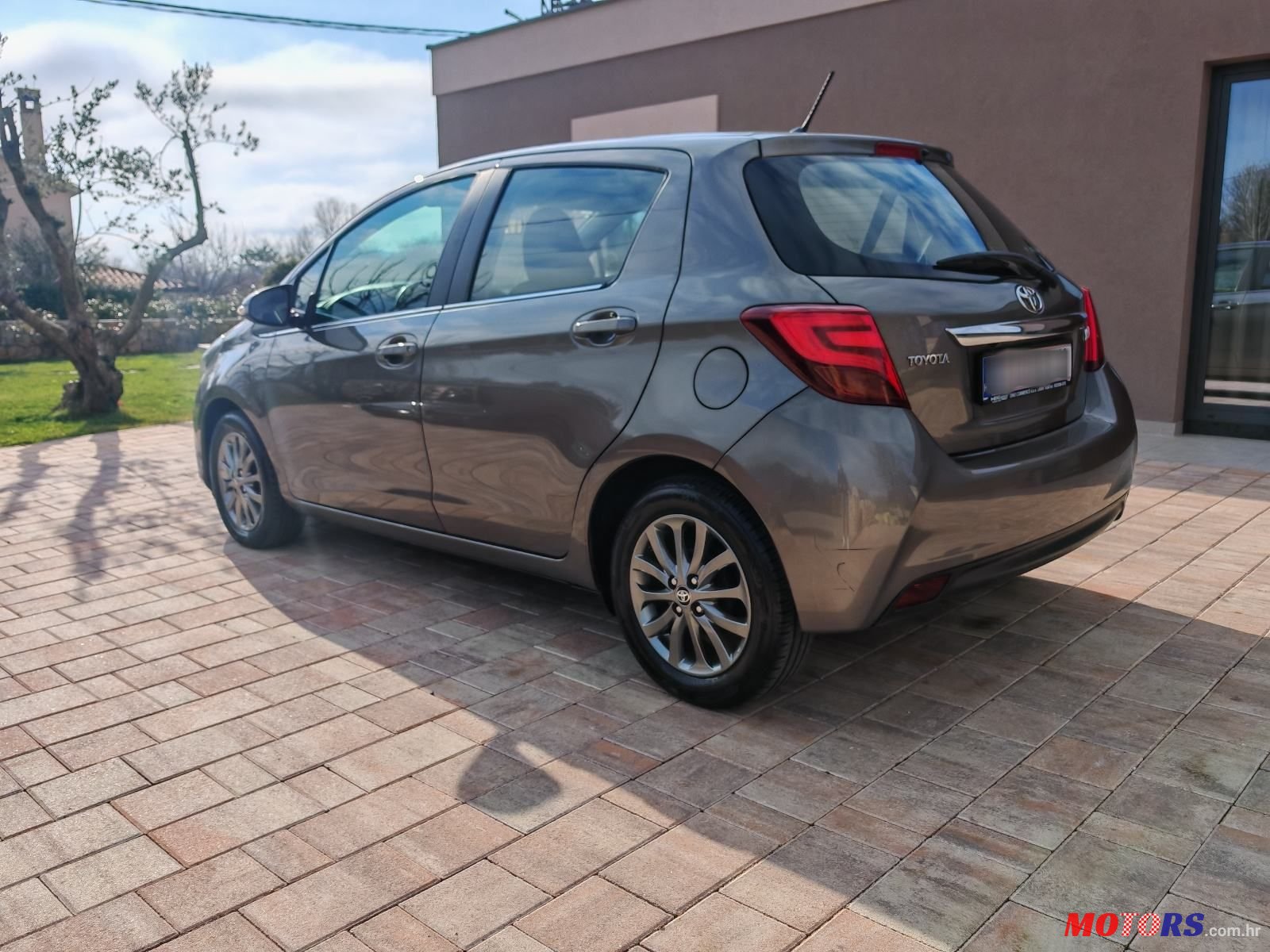 2017' Toyota Yaris 1,0 Vvt-I photo #6