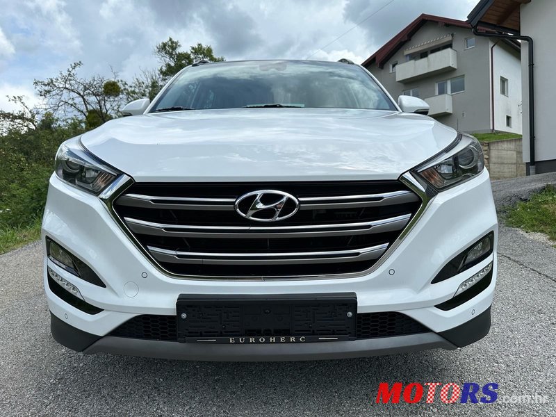 2015' Hyundai Tucson 1.7 Crdi photo #6