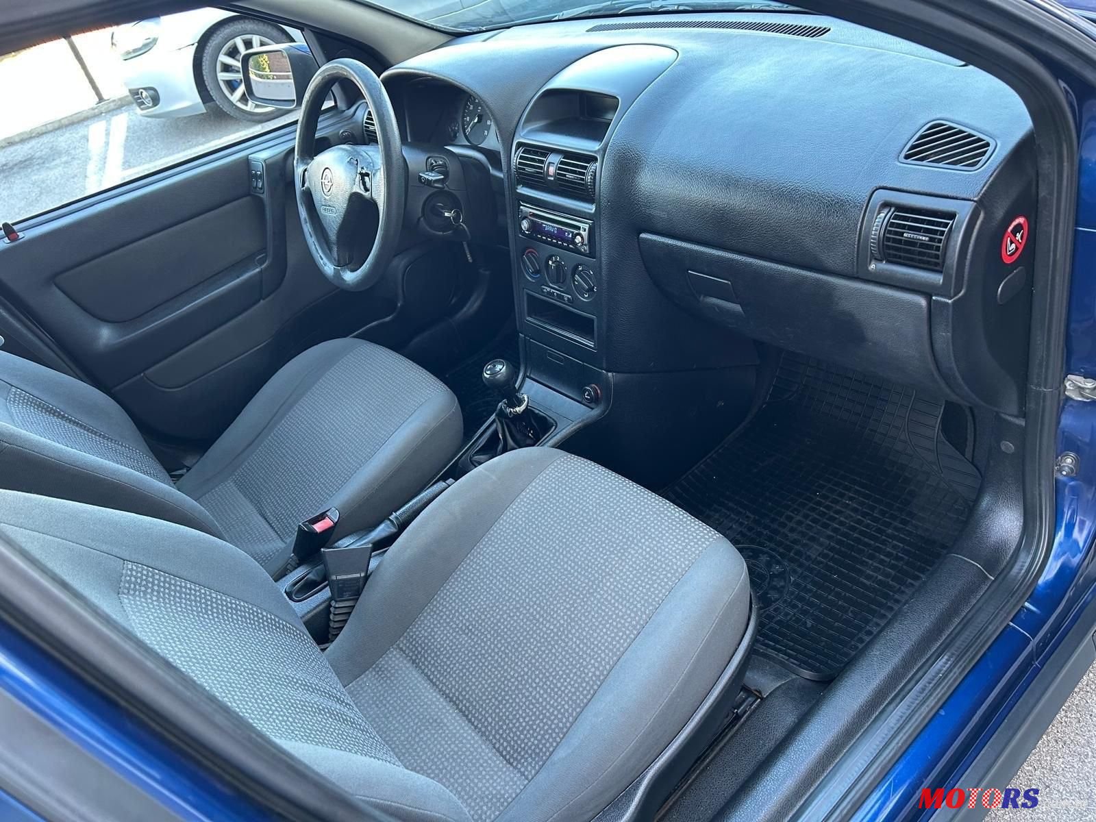 2007' Opel Astra Classic photo #2