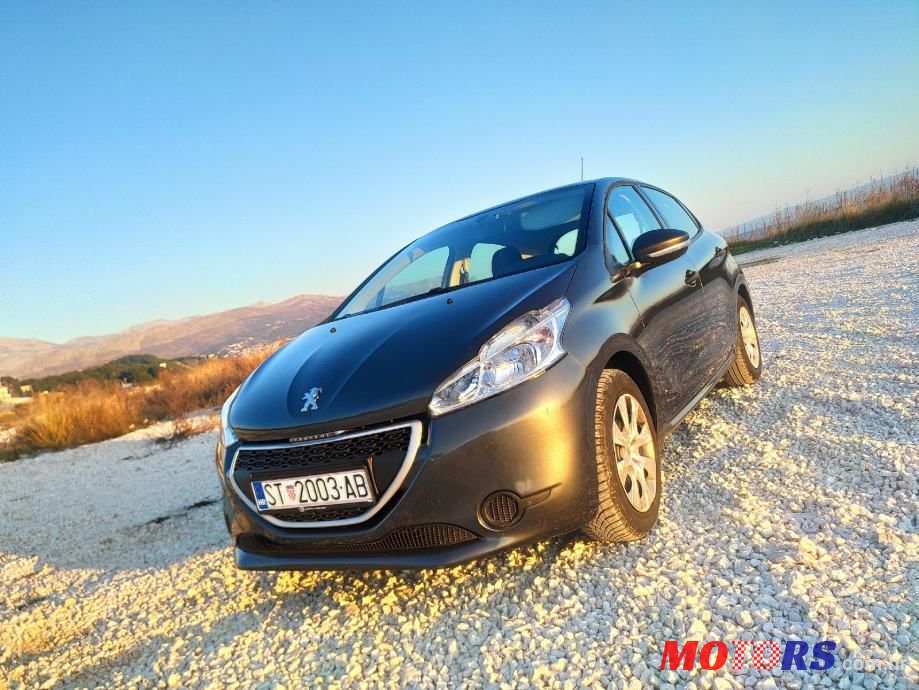 2015' Peugeot 208 1,4 Hdi photo #1