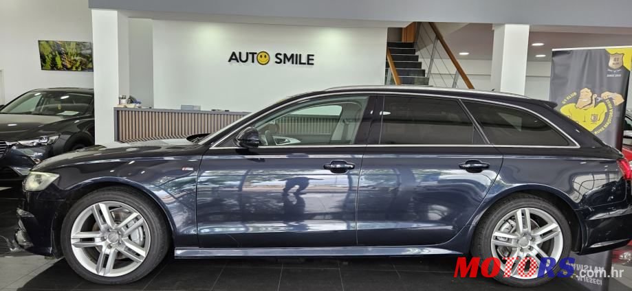 2017' Audi A6 Avant photo #2