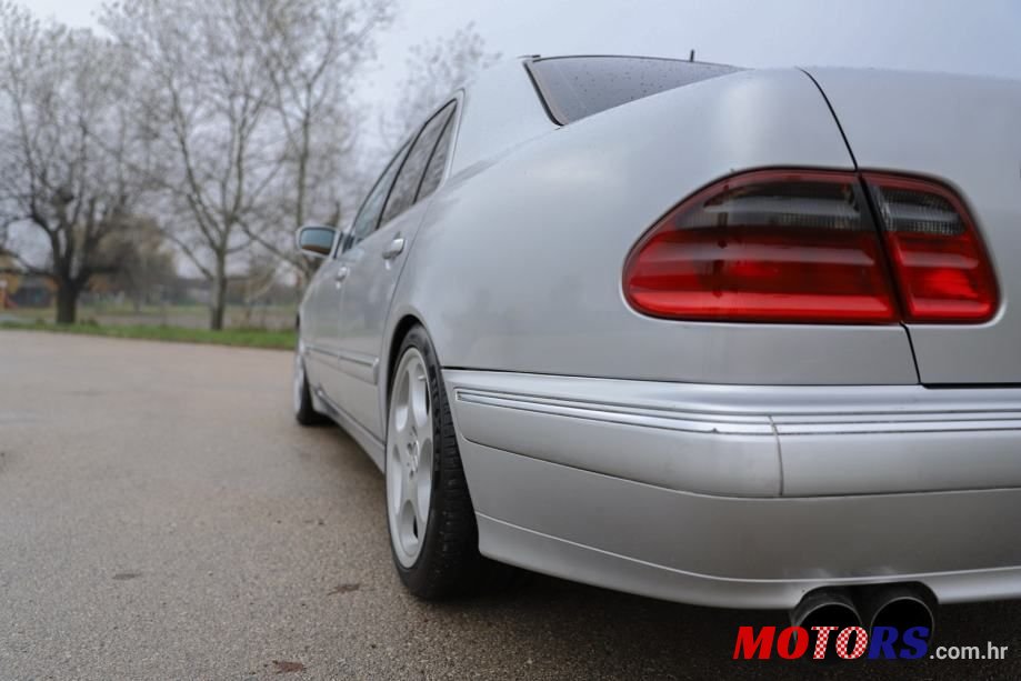 2000' Mercedes-Benz E-Klasa 320 photo #5