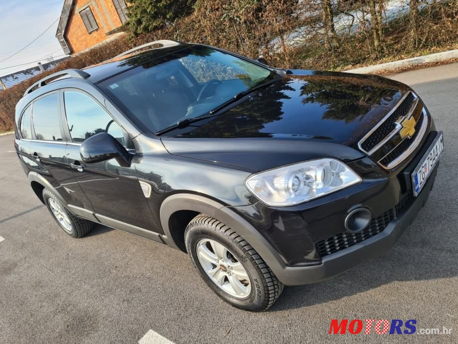 2009' Chevrolet Captiva 2,0 D photo #1