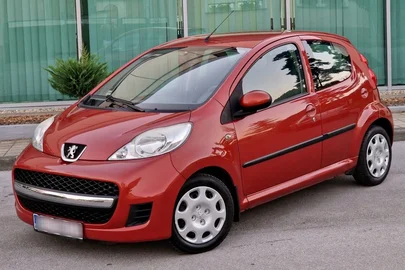 2009' Peugeot 107 1,0