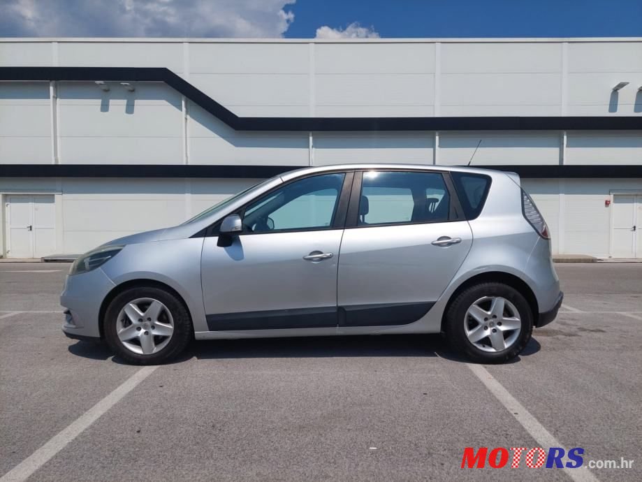 2012' Renault Scenic 1,5 Dci photo #2