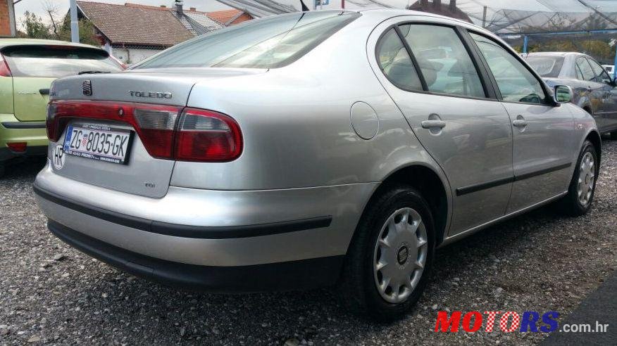 2001' SEAT Toledo 1,9 Tdi Sport photo #2
