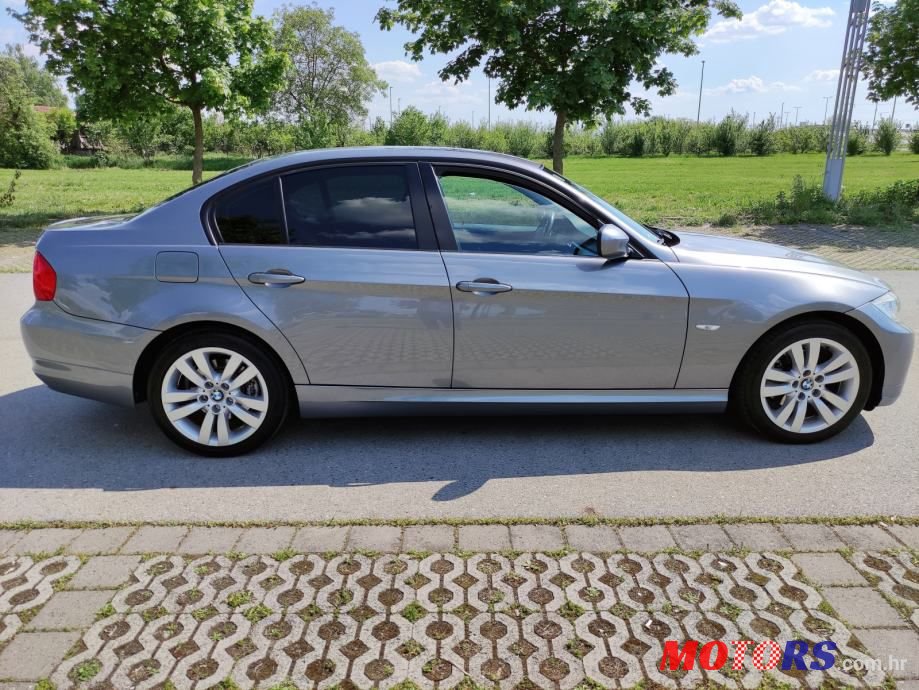 2009' BMW Serija 3 318D photo #4