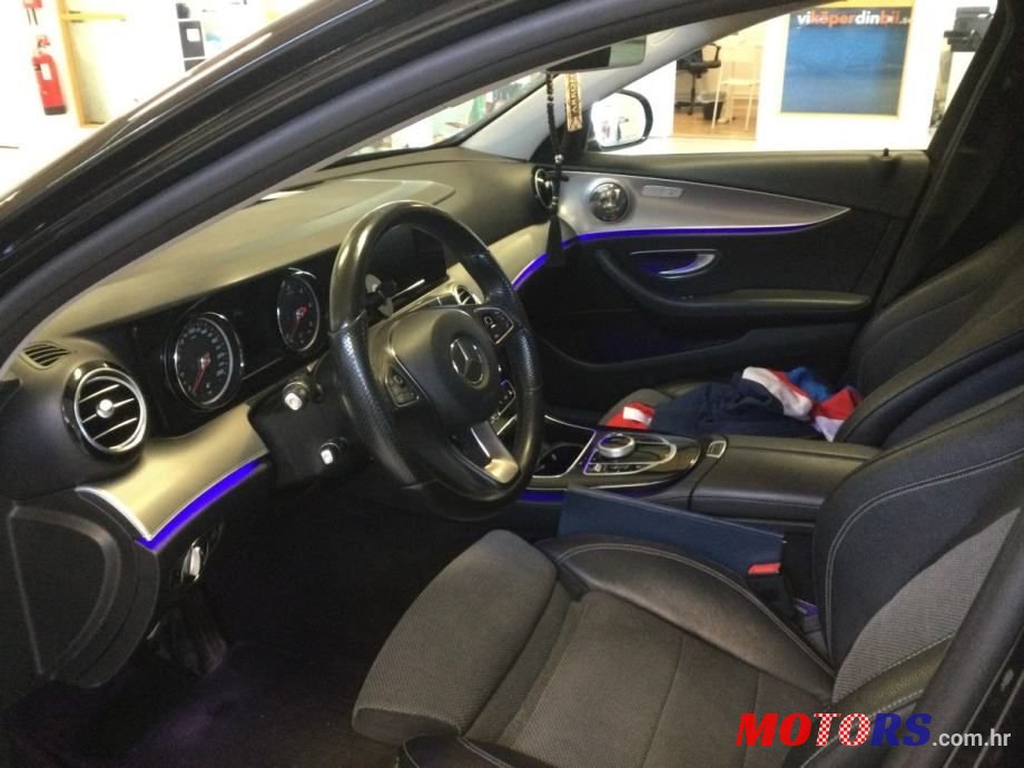 2016' Mercedes-Benz E-Klasa 220 D photo #6