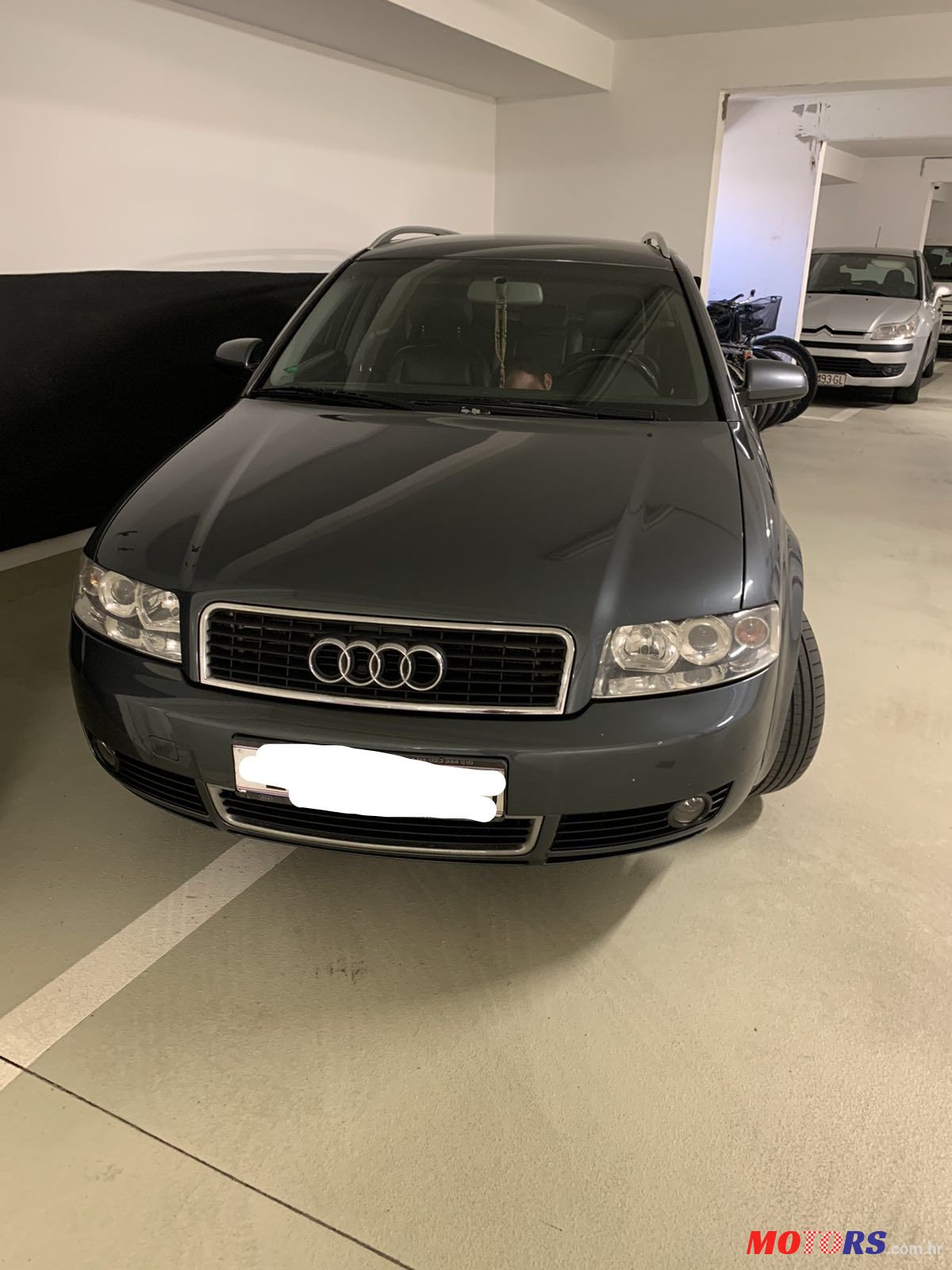 2003' Audi A4 Avant photo #1