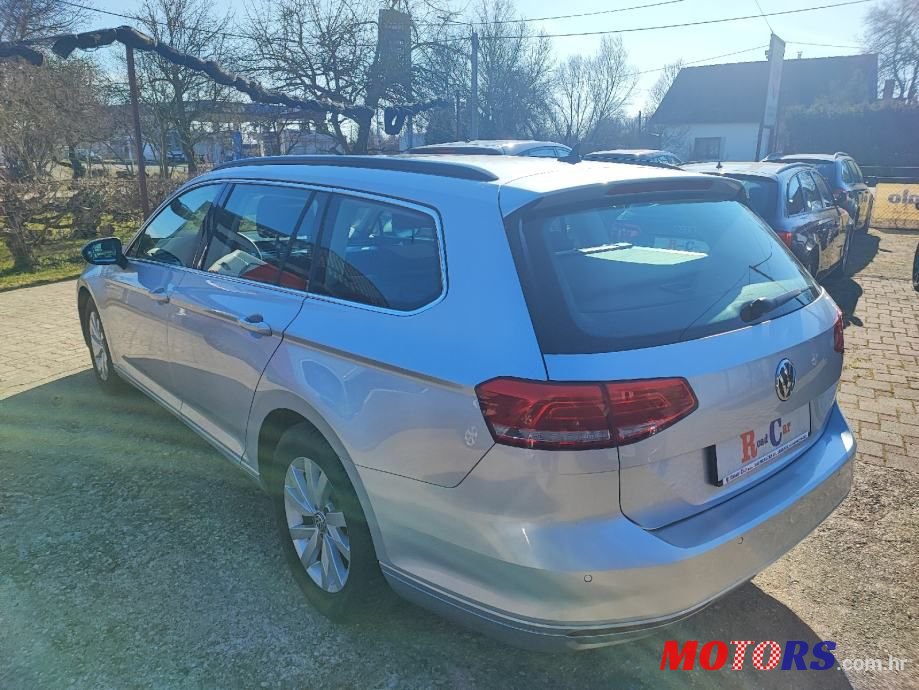 2015' Volkswagen Passat photo #5