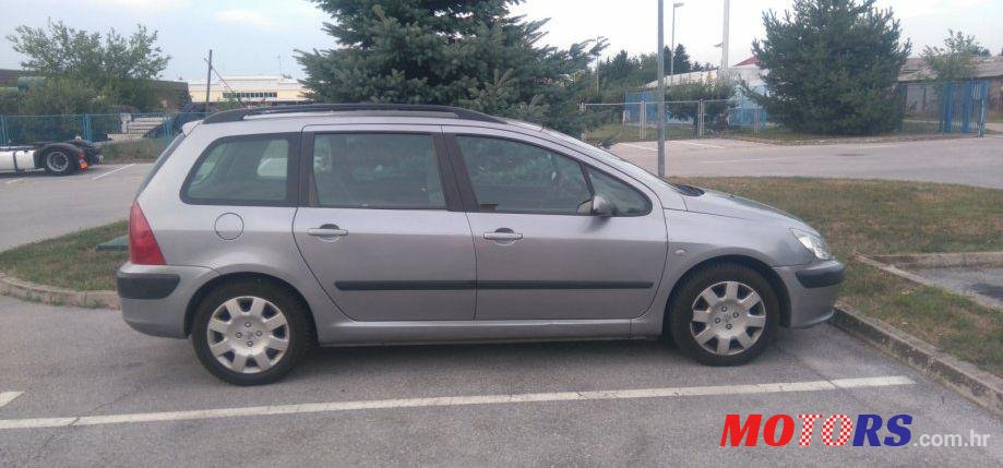 2004' Peugeot 307 Break 1,6 16V photo #2