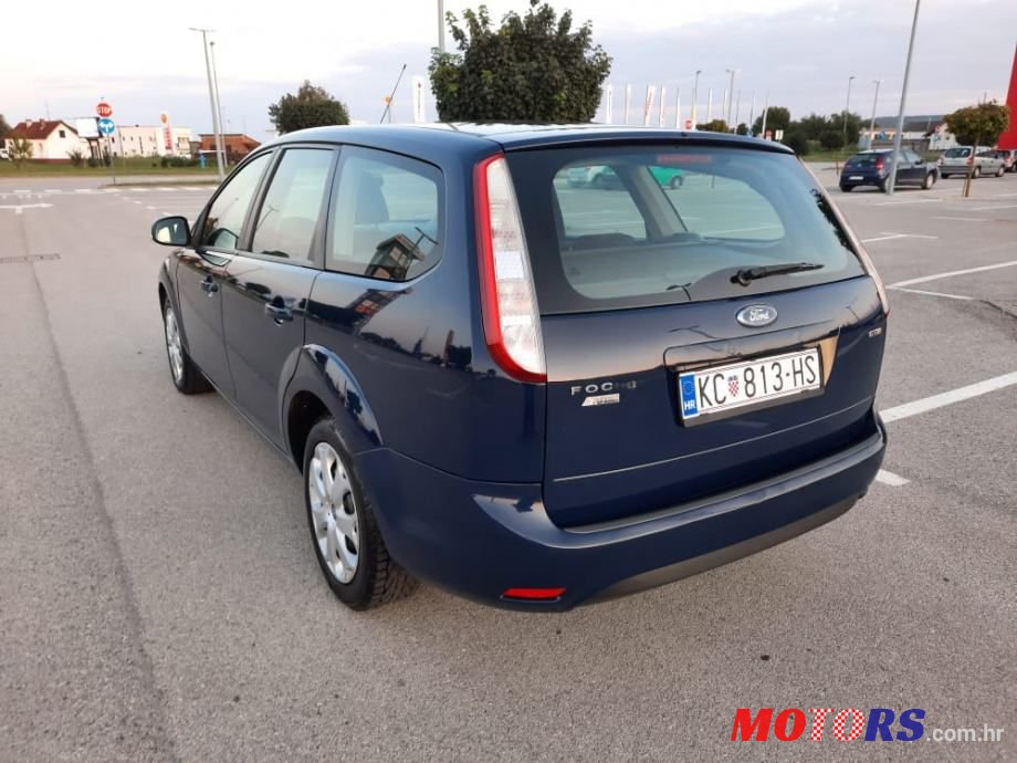 2008' Ford Focus Karavan photo #5