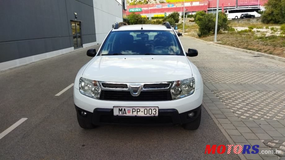 2013' Dacia Duster photo #2
